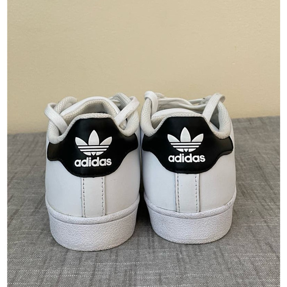 ADIDAS Originals Superstar J Boys 5.5 White/Black Gold Sneakers - Picture 8 of 13